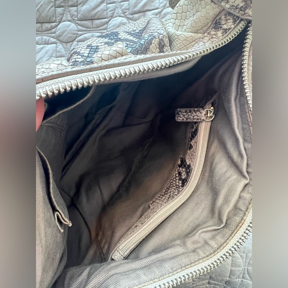 Calvin Klein Python-Look Leather Hobo Style
Handbag with Zipper. - Picture 13 of 14